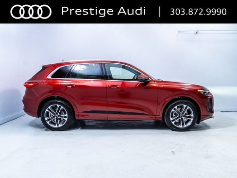 New 2025 Audi Q5 Prestige image 8