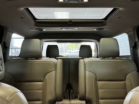 Used 2019 GMC Acadia Denali w/ Technology Package image 6