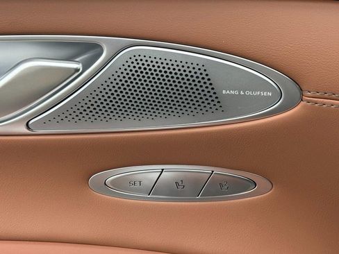 Certified 2026 Genesis GV70 2.5T Advanced image 13