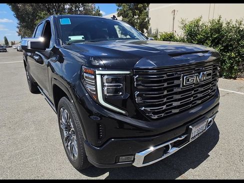 Used 2024 GMC Sierra 1500 Denali Ultimate AWD/4WD image 5
