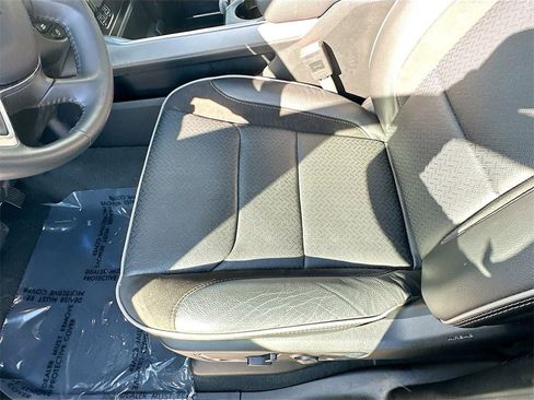 Used 2024 RAM 1500 Laramie image 20