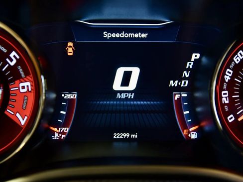 Used 2022 Dodge Challenger SRT Hellcat w/ Plus Package RWD image 30
