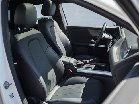 Used 2022 Mercedes-Benz GLA 250 4MATIC image 24