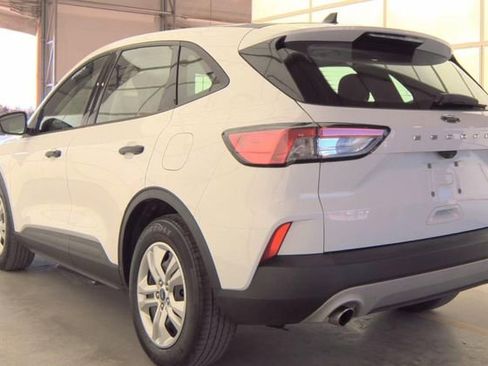 Used 2021 Ford Escape S image 3