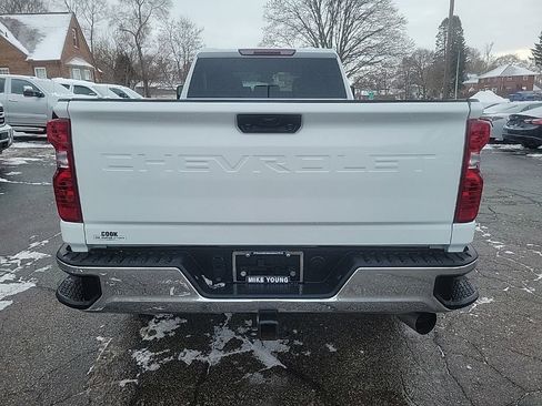 Used 2024 Chevrolet Silverado 2500 LT image 5