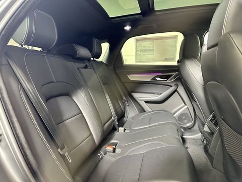 New 2026 Jaguar F-PACE R-Dynamic S image 23