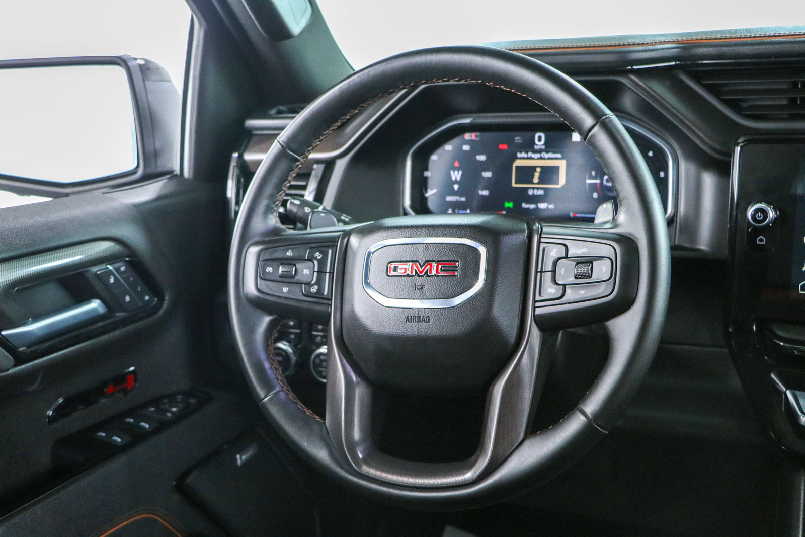Used 2026 GMC Sierra 1500 AT4 w/ AT4 Premium Package AWD/4WD image 13