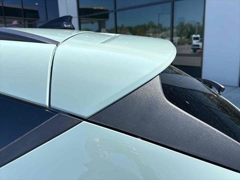 Used 2025 Hyundai Kona SEL image 9