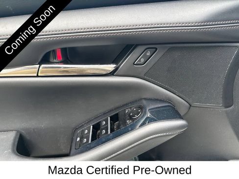 Used 2021 MAZDA MAZDA3 s FWD image 8