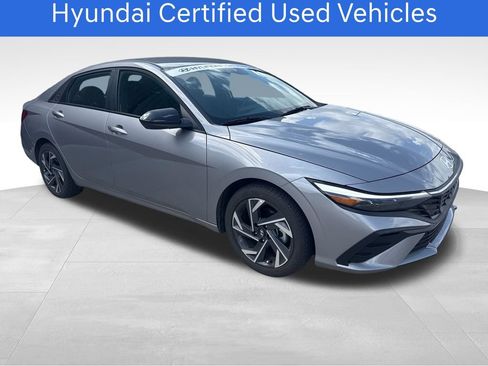 Certified 2025 Hyundai Elantra Sport FWD image 8