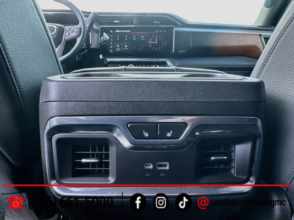 Used 2025 GMC Sierra 3500 Denali w/ Denali Reserve Package AWD/4WD image 25