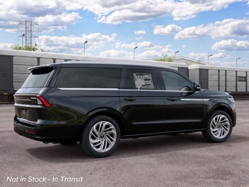 New 2027 Lincoln Navigator L Reserve AWD/4WD image 6