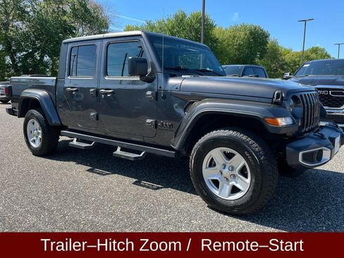 Used 2022 Jeep Gladiator Sport AWD/4WD image 4