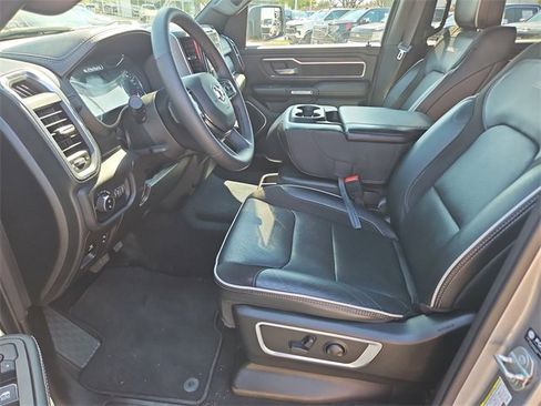 Used 2025 RAM 1500 Laramie image 19