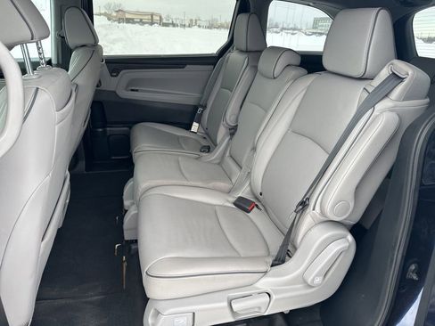 Used 2023 Honda Odyssey Elite image 16
