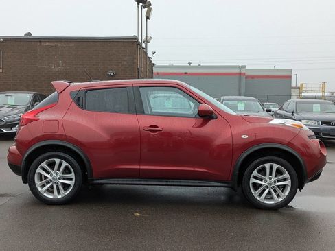 Used 2013 Nissan Juke SV image 4
