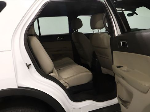 Used 2013 Ford Explorer 4WD image 14