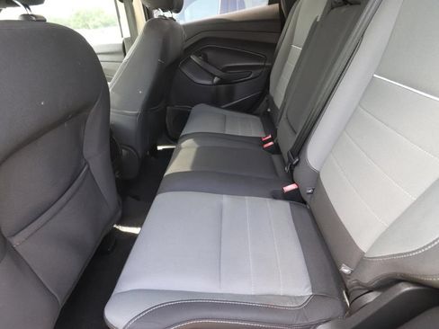 Used 2015 Ford Escape SE FWD image 4
