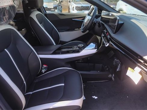 New 2025 Kia EV6 GT-Line image 9