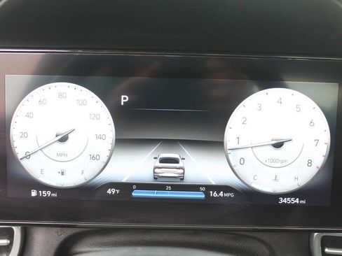 Used 2023 Hyundai Elantra SEL w/ Convenience Package image 29