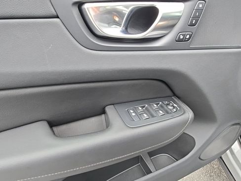 Certified 2025 Volvo XC60 B5 Plus image 11