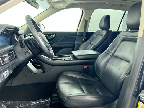 Used 2021 Lincoln Aviator Reserve w/ Equipment Group 201A AWD/4WD image 12
