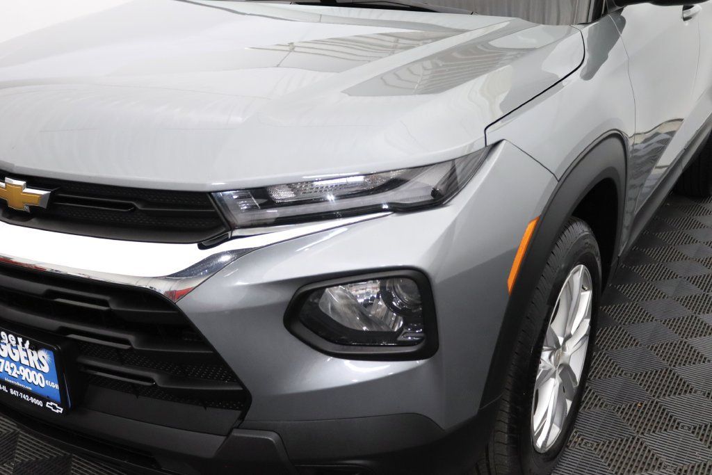 Used 2023 Chevrolet TrailBlazer LS AWD/4WD image 12