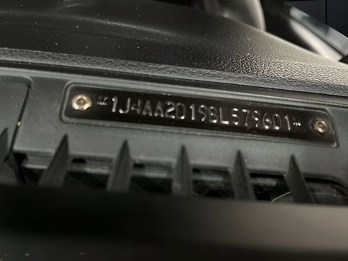 Used 2011 Jeep Wrangler Sport image 22