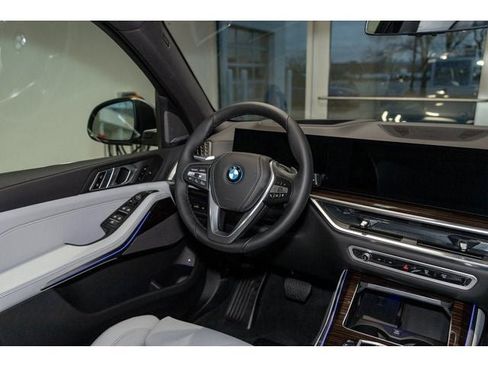 New 2026 BMW X5 xDrive50e w/ Climate Comfort Package AWD/4WD image 81