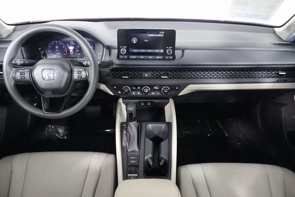 Used 2025 Honda Accord SE image 8