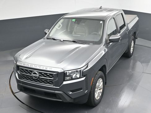 Certified 2022 Nissan Frontier SV image 29