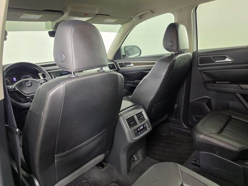 Used 2019 Volkswagen Atlas SE FWD image 33