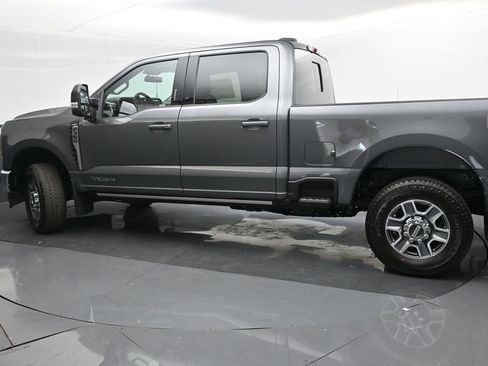New 2026 Ford F350 Lariat w/ Lariat Ultimate Package image 3