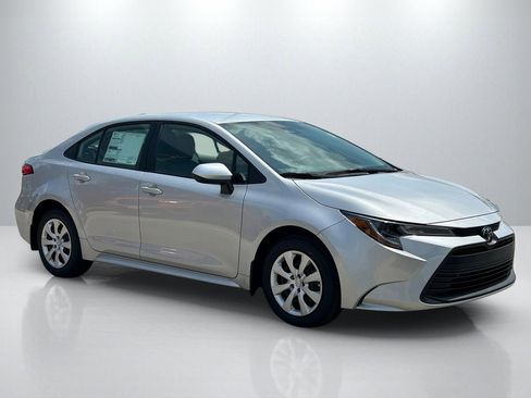 Certified 2026 Toyota Corolla LE FWD image 3