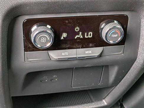 New 2026 Chevrolet Traverse LT AWD/4WD image 27