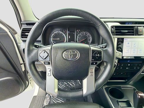 Used 2022 Toyota 4Runner Limited RWD image 37