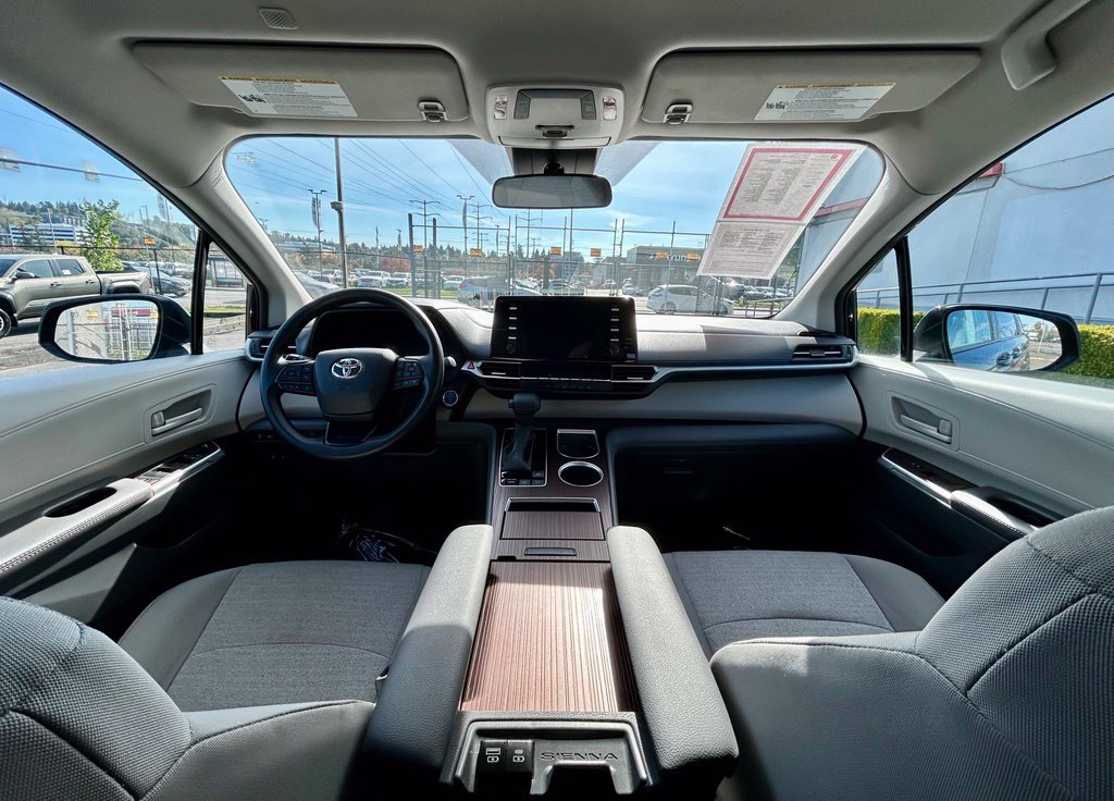Certified 2024 Toyota Sienna LE AWD/4WD image 20