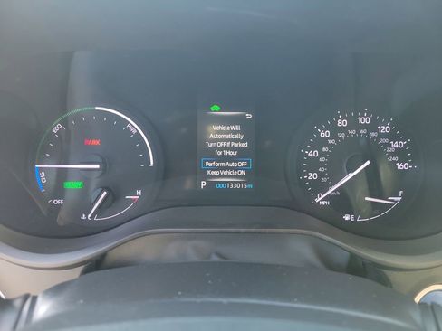 Used 2024 Toyota Sienna XLE image 27