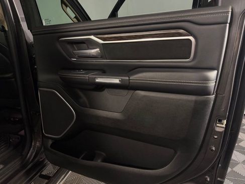 Used 2020 RAM 1500 Laramie image 27