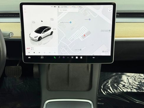 Used 2023 Tesla Model 3 Standard Range image 20