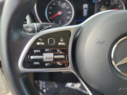 Certified 2022 Mercedes-Benz GLC 300 image 22