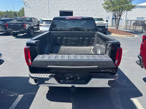 Used 2026 GMC Sierra 1500 SLT AWD/4WD image 7