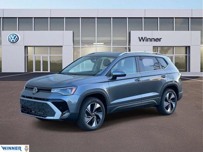 New 2026 Volkswagen Taos SE