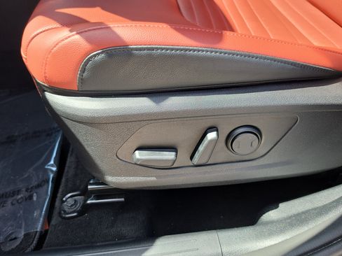 Used 2023 Kia Sportage SX FWD image 21