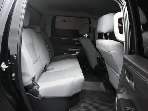 Used 2022 Toyota Tundra SR5 RWD image 11