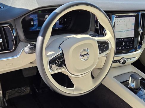 Used 2023 Volvo S60 B5 Plus w/ Climate Package FWD image 24