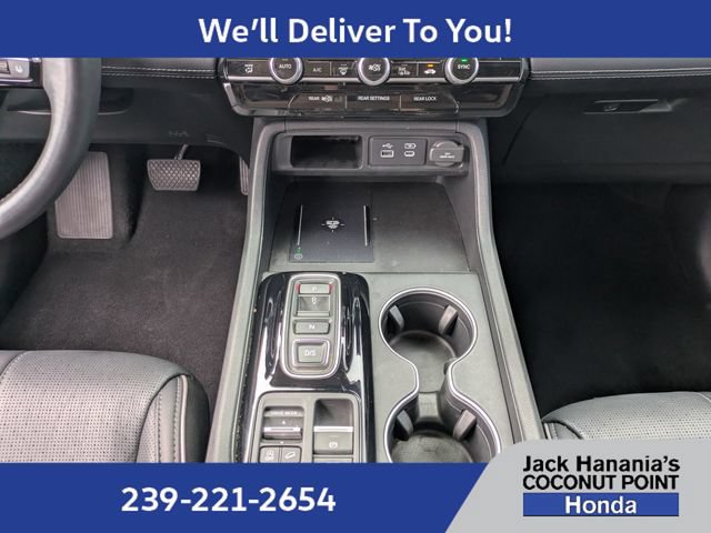 Used 2025 Honda Pilot Elite image 21