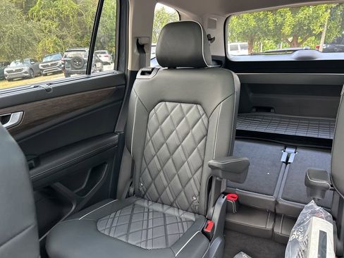 New 2026 Volkswagen Atlas SEL Premium R-Line image 12