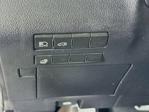 Used 2017 Lexus RX 350 F Sport w/ Cold Weather Package AWD/4WD image 20