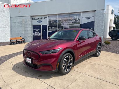 New 2025 Ford Mustang Mach-E Select w/ Comfort Package Lite